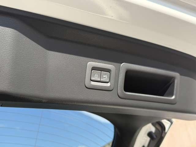 ���̓x�́A������f�ڎԗ��̒����瓖�X�̎ԗ����������������܂��āA���ɂ��肪�Ƃ��������܂�