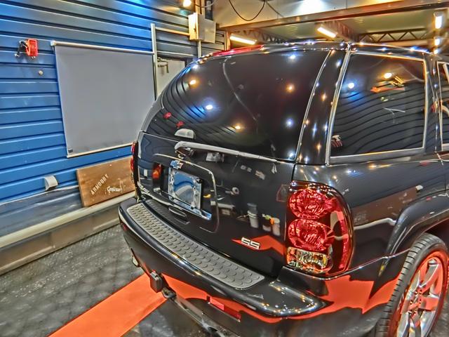 シボレートレイルブレイザー ＳＳ　２００９年最終モデル　新車並行　実走行　ＬＳ２　６リッター　Ｖ８　３９５ＰＳ－５５．３Ｋｇ－ｍ　サンルーフ　専用２０インチアルミ　ディスプレイオーディオ　Ｂカメラ　ＥＴＣ　ドラレコ（7枚目）