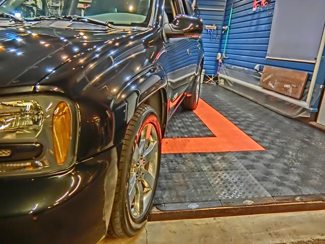 シボレートレイルブレイザー ＳＳ　２００９年最終モデル　新車並行　実走行　ＬＳ２　６リッター　Ｖ８　３９５ＰＳ－５５．３Ｋｇ－ｍ　サンルーフ　専用２０インチアルミ　ディスプレイオーディオ　Ｂカメラ　ＥＴＣ　ドラレコ（9枚目）