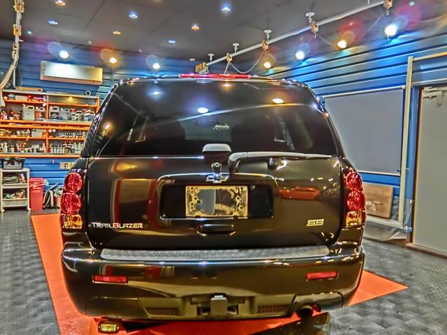 シボレートレイルブレイザー ＳＳ　２００９年最終モデル　新車並行　実走行　ＬＳ２　６リッター　Ｖ８　３９５ＰＳ－５５．３Ｋｇ－ｍ　サンルーフ　専用２０インチアルミ　ディスプレイオーディオ　Ｂカメラ　ＥＴＣ　ドラレコ（11枚目）