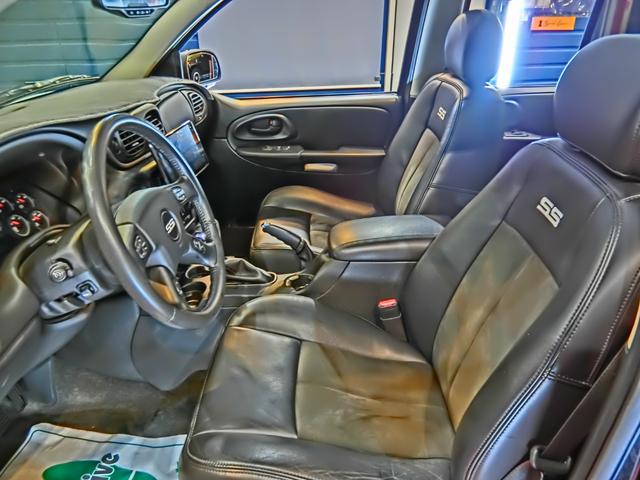 シボレートレイルブレイザー ＳＳ　２００９年最終モデル　新車並行　実走行　ＬＳ２　６リッター　Ｖ８　３９５ＰＳ－５５．３Ｋｇ－ｍ　サンルーフ　専用２０インチアルミ　ディスプレイオーディオ　Ｂカメラ　ＥＴＣ　ドラレコ（18枚目）