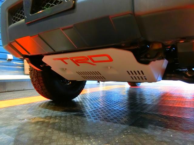 FJクルーザー トレイルチームスペシャルエディション 2011年モデル 新車並行 実走行 CARFAX有(16枚目)