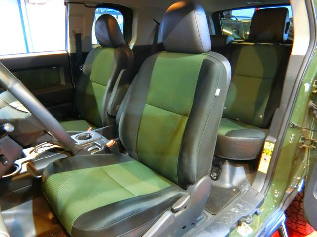 FJクルーザー トレイルチームスペシャルエディション 2011年モデル 新車並行 実走行 CARFAX有(18枚目)
