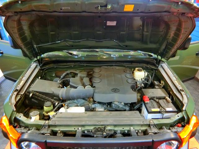 FJクルーザー トレイルチームスペシャルエディション 2011年モデル 新車並行 実走行 CARFAX有(28枚目)