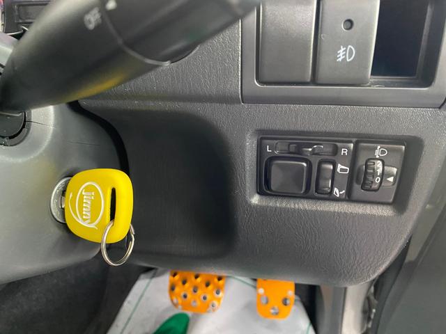 ランドベンチャー リフトアップ車 CPU ブースト計 マフラー 足回り一式 夏タイヤセット 冬タイヤセット カロッツェリアナビ Bluetooth対応 ETC 内装パネル オイルキャッチャー 1年保証(30枚目)