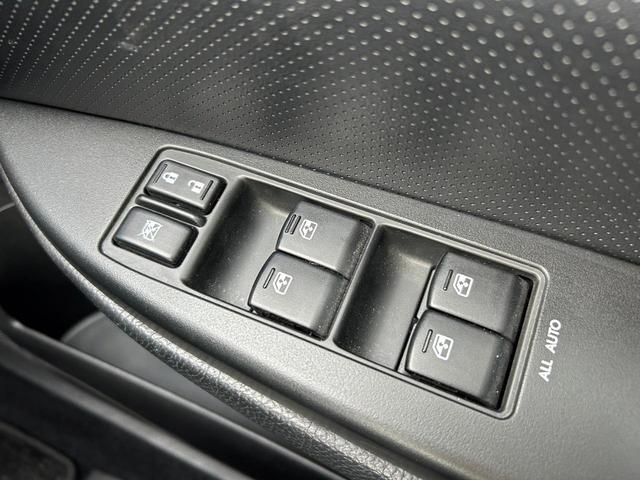 レガシィツーリングワゴン ２．０ＧＴ　ＤＩＴアイサイト　４ＷＤ　ＳＤナビ　リアカメラ　フルセグ　スマートキー　ＨＩＤヘッドライト　衝突軽減ブレーキ　クルコン　Ｂｌｕｅｔｏｏｔｈ　ＵＳＢ　純正１８インチアルミ　ＥＴＣ（40枚目）