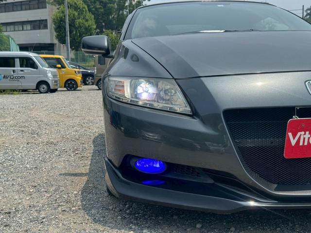 ＣＲ－Ｚ αブラックレーベル　ＨＤＤナビ　リアカメラ　地デジＴＶ　スマートキー　ＨＩＤヘッドライト　革シート　ローダウン　クルーズコントロール　ＵＳＢ　純正アルミ　ＥＴＣ（17枚目）
