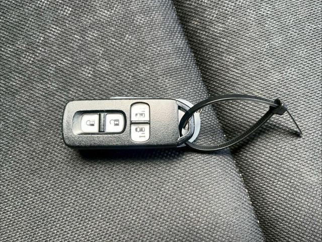 Ｎ－ＢＯＸカスタム Ｇ・ターボＬパッケージ　メモリーナビ　リアカメラ　フルセグ　スマートキー　ＨＩＤヘッドライト　両側パワスラ　ドラレコ　クルコン　Ｂｌｕｅｔｏｏｔｈ　ＵＳＢ　純正アルミ　ＥＴＣ（43枚目）