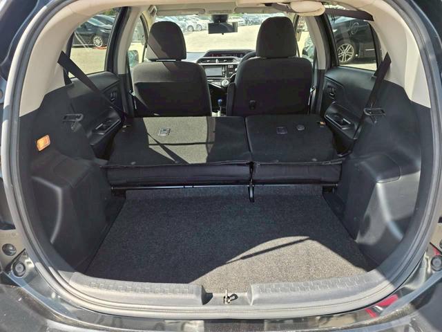 アクア Ｓスタイルブラック　ＳＤナビ　リアカメラ　フルセグ　スマートキー　プッシュスタート　ＬＥＤヘッドライト　衝突軽減ブレーキ　Ｂｌｕｅｔｏｏｔｈ　ＥＴＣ（45枚目）