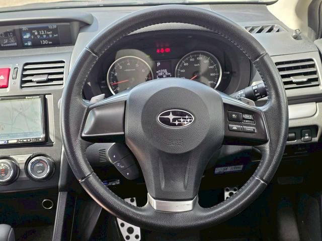 ＸＶ ２．０ｉ－Ｌ　アイサイト　４ＷＤ　ＳＤナビ　リアカメラ　フルセグ　スマートキー　ＨＩＤヘッドライト　衝突軽減ブレーキ　クルコン　Ｂｌｕｅｔｏｏｔｈ　ＵＳＢ　純正１７インチアルミ　ＥＴＣ（17枚目）