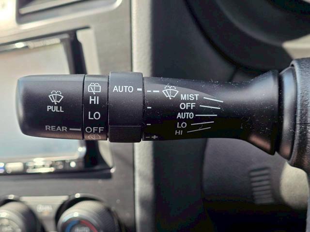 ＸＶ ２．０ｉ－Ｌ　アイサイト　４ＷＤ　ＳＤナビ　リアカメラ　フルセグ　スマートキー　ＨＩＤヘッドライト　衝突軽減ブレーキ　クルコン　Ｂｌｕｅｔｏｏｔｈ　ＵＳＢ　純正１７インチアルミ　ＥＴＣ（23枚目）