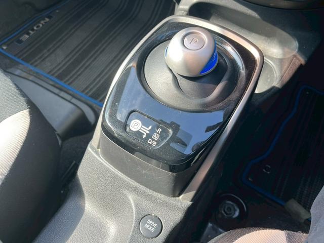 ノート ｅ－パワー　Ｘ　メモリーナビ　アラウンドビューモニター　フルセグ　スマートキー　ＬＥＤヘッドライト　衝突軽減ブレーキ　ドラレコ　Ｂｌｕｅｔｏｏｔｈ　ＥＴＣ（38枚目）