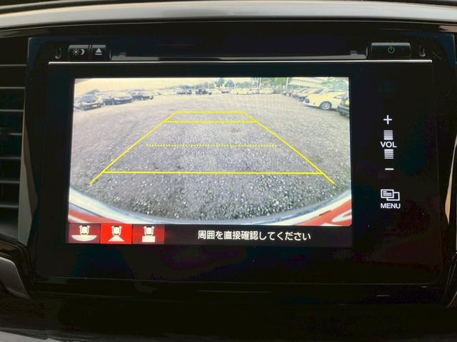 オデッセイ アブソルート　ＨＤＤナビ　リアカメラ　フルセグ　フリップダウンモニター　スマートキー　ＬＥＤヘッドライト　衝突軽減ブレーキ　両側パワスラ　クルコン　Ｂｌｕｅｔｏｏｔｈ　ＵＳＢ　純正１８インチアルミ　ＥＴＣ（30枚目）