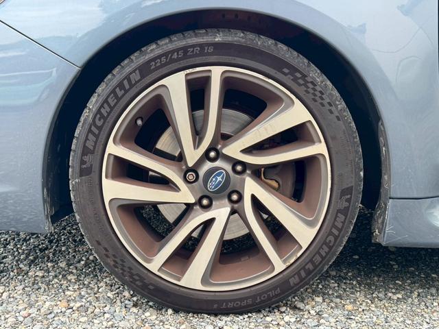 レヴォーグ １．６ＧＴ－Ｓアイサイト　４ＷＤ　ＳＤナビ　フルセグＴＶ　リアカメラ　スマートキー　ＬＥＤヘッドライト　衝突軽減ブレーキ　Ｂｌｕｅｔｏｏｔｈ　ＡＣＣ　純正１８インチアルミ　ＥＴＣ（20枚目）