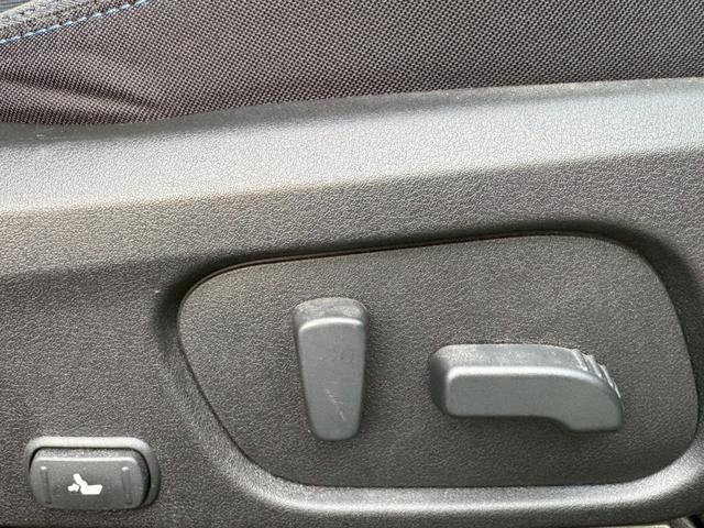 レヴォーグ １．６ＧＴ－Ｓアイサイト　４ＷＤ　ＳＤナビ　フルセグＴＶ　リアカメラ　スマートキー　ＬＥＤヘッドライト　衝突軽減ブレーキ　Ｂｌｕｅｔｏｏｔｈ　ＡＣＣ　純正１８インチアルミ　ＥＴＣ（34枚目）