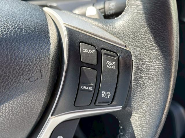 ステップワゴンスパーダ Ｚ　クールスピリット　メモリーナビ　フルセグＴＶ　リアカメラ　フリップダウンモニター　スマートキー　ＨＩＤヘッドライト　両側パワスラ　クルコン　社外１６インチアルミ　ＥＴＣ（29枚目）