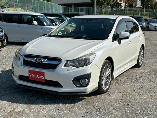 インプレッサスポーツ ２．０ｉ－Ｓアイサイト　４ＷＤ　ＳＤナビ　フルセグＴＶ　リアカメラ　スマートキー　ＨＩＤヘッドライト　衝突軽減ブレーキ　クルコン　純正１７インチアルミ　ＥＴＣ（9枚目）