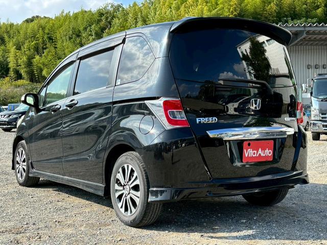 フリードハイブリッド ジャストセレクション　メモリーナビ　フルセグＴＶ　リアカメラ　スマートキー　ＨＩＤヘッドライト　両側パワスラ　Ｂｌｕｅｔｏｏｔｈ　クルコン　純正１５インチアルミ　ＥＴＣ（6枚目）