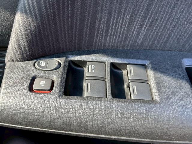 フリードハイブリッド ジャストセレクション　メモリーナビ　フルセグＴＶ　リアカメラ　スマートキー　ＨＩＤヘッドライト　両側パワスラ　Ｂｌｕｅｔｏｏｔｈ　クルコン　純正１５インチアルミ　ＥＴＣ（34枚目）