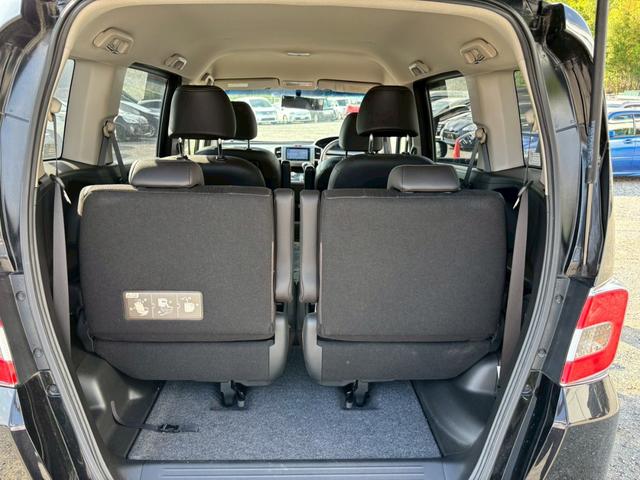 フリードハイブリッド ジャストセレクション　メモリーナビ　フルセグＴＶ　リアカメラ　スマートキー　ＨＩＤヘッドライト　両側パワスラ　Ｂｌｕｅｔｏｏｔｈ　クルコン　純正１５インチアルミ　ＥＴＣ（42枚目）