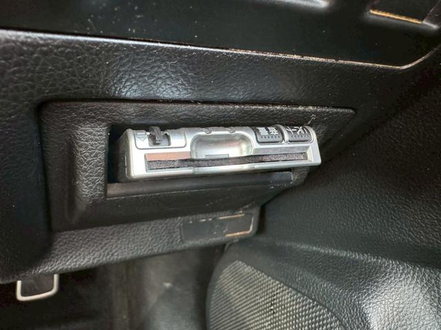 レヴォーグ 1.6GTアイサイト 4WD SDナビ フルセグTV リアカメラ スマートキー LEDヘッドライト 衝突軽減ブレーキ 前後ドラレコ Bluetooth クルコン 社外17インチアルミ ETC(32枚目)