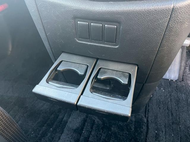 エルグランド 250ハイウェイスター SDナビ フルセグTV リアカメラ フリップダウンモニター スマートキー HIDヘッドライト 片側パワスラ Bluetooth 純正18インチアルミ ETC(29枚目)