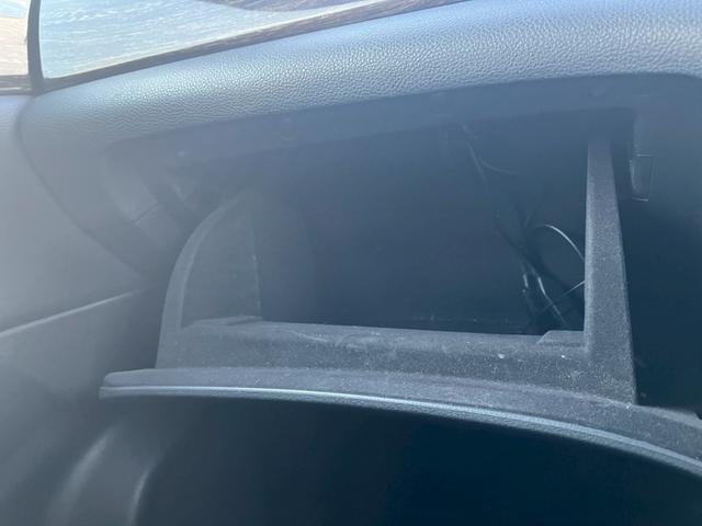 エルグランド 250ハイウェイスター SDナビ フルセグTV リアカメラ フリップダウンモニター スマートキー HIDヘッドライト 片側パワスラ Bluetooth 純正18インチアルミ ETC(31枚目)