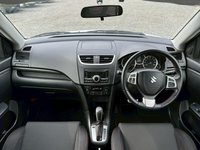 スイフトスポーツ ベースグレード スマートキー HIDヘッドライト クルーズコントロール 純正17インチアルミ ETC(18枚目)