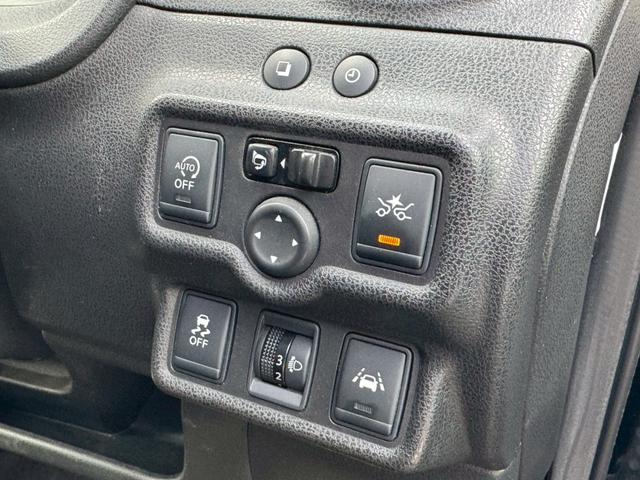 ノート X DIG-S エマージェンシーブレーキパッケージ SDナビ フルセグTV リアカメラ スマートキー 衝突軽減ブレーキ Bluetooth 純正15インチアルミ(25枚目)