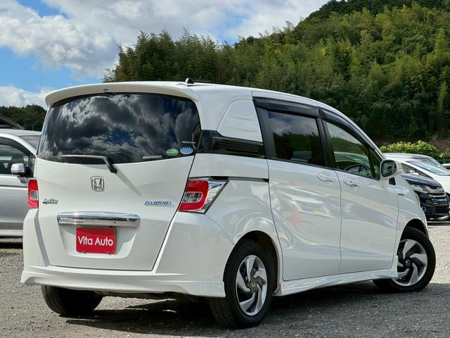 フリードスパイクハイブリッド ジャストセレクション SDナビ フルセグTV リアカメラ スマートキー HIDヘッドライト 両側パワスラ Bluetooth クルコン 純正15インチ鉄 ETC(15枚目)