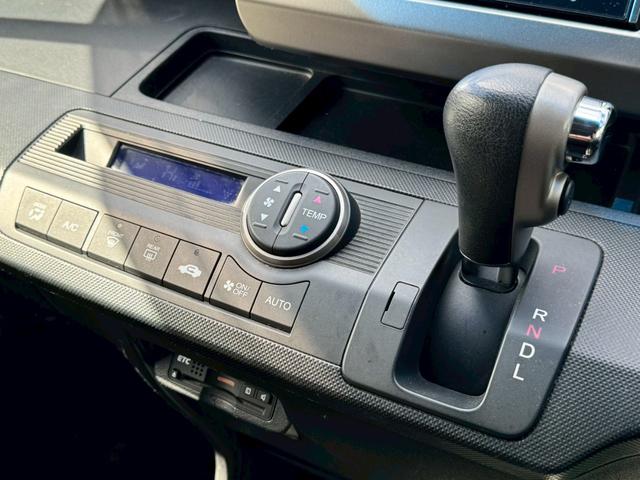 フリードスパイクハイブリッド ジャストセレクション SDナビ フルセグTV リアカメラ スマートキー HIDヘッドライト 両側パワスラ Bluetooth クルコン 純正15インチ鉄 ETC(23枚目)