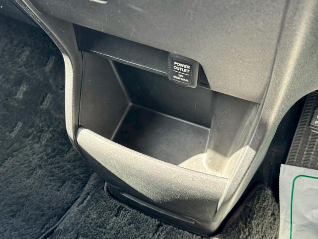 フリードスパイクハイブリッド ジャストセレクション SDナビ フルセグTV リアカメラ スマートキー HIDヘッドライト 両側パワスラ Bluetooth クルコン 純正15インチ鉄 ETC(25枚目)