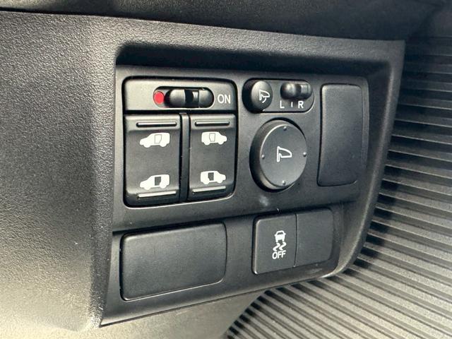 フリードスパイクハイブリッド ジャストセレクション SDナビ フルセグTV リアカメラ スマートキー HIDヘッドライト 両側パワスラ Bluetooth クルコン 純正15インチ鉄 ETC(29枚目)