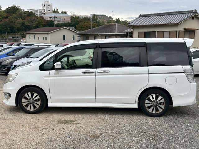 ステップワゴンスパーダ Z メモリーナビ フルセグTV リアカメラ フリップダウンモニター HIDヘッドライト 両側パワスラ Bluetooth クルコン 純正16インチアルミ ETC(12枚目)