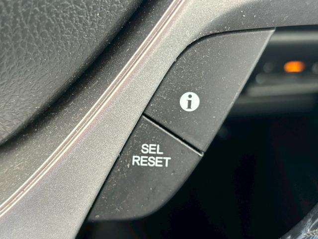 ステップワゴンスパーダ Z メモリーナビ フルセグTV リアカメラ フリップダウンモニター HIDヘッドライト 両側パワスラ Bluetooth クルコン 純正16インチアルミ ETC(23枚目)