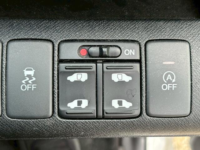 ステップワゴンスパーダ Z メモリーナビ フルセグTV リアカメラ フリップダウンモニター HIDヘッドライト 両側パワスラ Bluetooth クルコン 純正16インチアルミ ETC(27枚目)