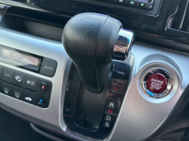 専門店で施工すると５万円〜１０万円程度かかりますが、当店ならご購入時に合わせて施工させていただきますと、約半額でご購入いただけます。