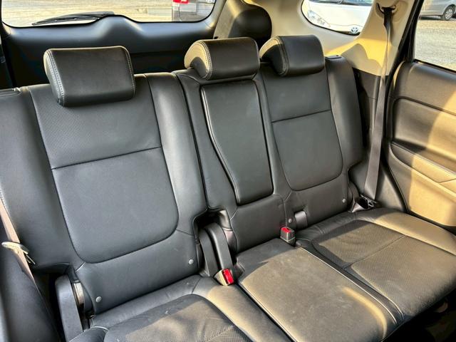 アウトランダーPHEV Gプレミアムパッケージ 4WD SDナビ フルセグTV リアカメラ スマートキー HIDヘッドライト 衝突軽減ブレーキ 革シート Bluetooth ACC 純正18インチアルミ ETC(46枚目)