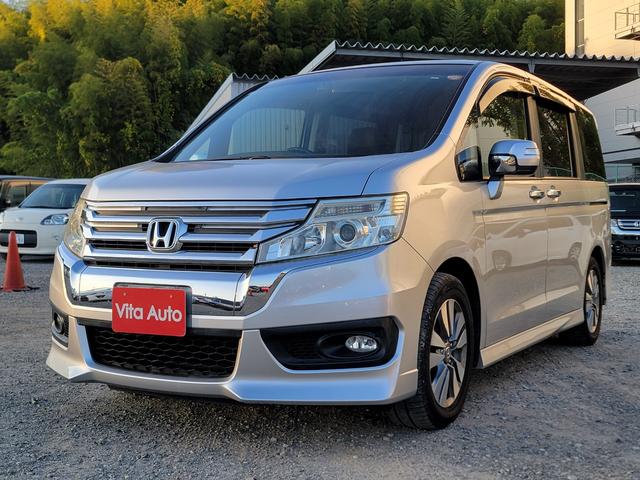 ステップワゴンスパーダ Ｚ　メモリーナビ　フルセグＴＶ　リアカメラ　フリップダウンモニター　スマートキー　両側パワスラ　前後ドラレコ　純正１６インチアルミ　ＥＴＣ（5枚目）