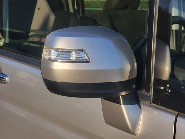 ステップワゴンスパーダ Ｚ　メモリーナビ　フルセグＴＶ　リアカメラ　フリップダウンモニター　スマートキー　両側パワスラ　前後ドラレコ　純正１６インチアルミ　ＥＴＣ（13枚目）