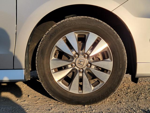 ステップワゴンスパーダ Ｚ　メモリーナビ　フルセグＴＶ　リアカメラ　フリップダウンモニター　スマートキー　両側パワスラ　前後ドラレコ　純正１６インチアルミ　ＥＴＣ（14枚目）