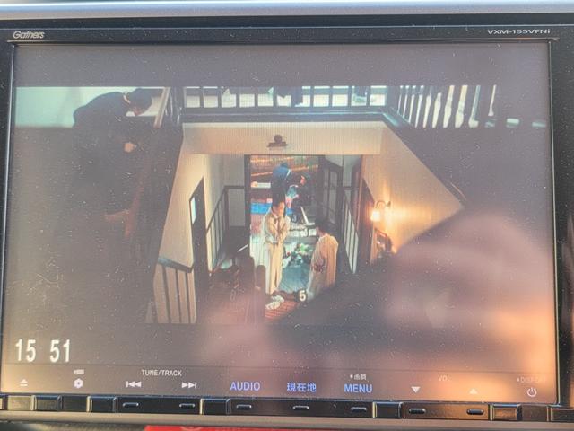 ステップワゴンスパーダ Ｚ　メモリーナビ　フルセグＴＶ　リアカメラ　フリップダウンモニター　スマートキー　両側パワスラ　前後ドラレコ　純正１６インチアルミ　ＥＴＣ（19枚目）