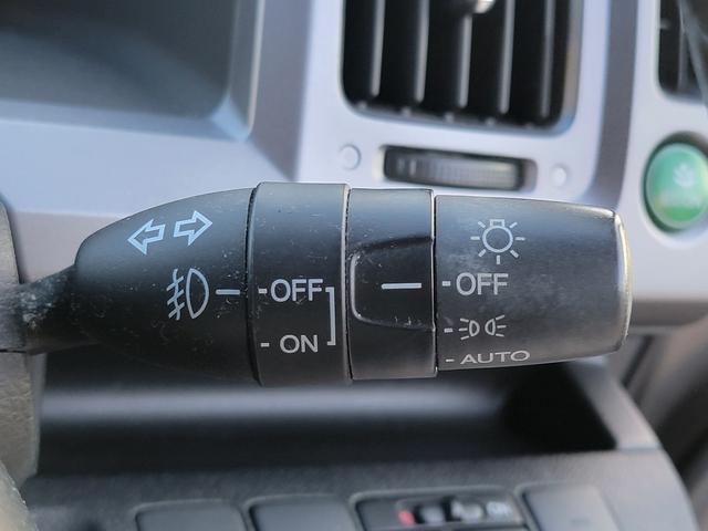 ステップワゴンスパーダ Ｚ　メモリーナビ　フルセグＴＶ　リアカメラ　フリップダウンモニター　スマートキー　両側パワスラ　前後ドラレコ　純正１６インチアルミ　ＥＴＣ（29枚目）