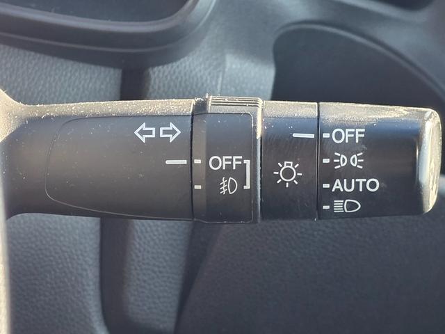 フィットハイブリッド Lパッケージ 4WD HDDナビ フルセグTV リアカメラ スマートキー LEDヘッドライト 衝突軽減ブレーキ 前ドラレコ Bluetooth クルコン 純正15インチ鉄 ETC(28枚目)