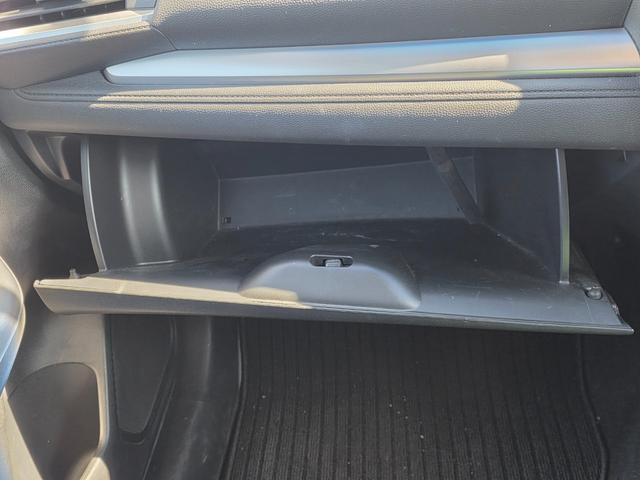 フィットハイブリッド Lパッケージ 4WD HDDナビ フルセグTV リアカメラ スマートキー LEDヘッドライト 衝突軽減ブレーキ 前ドラレコ Bluetooth クルコン 純正15インチ鉄 ETC(35枚目)