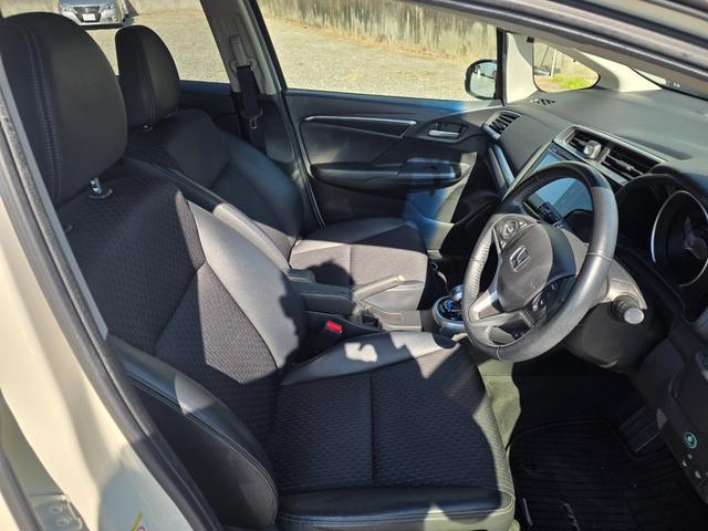 フィットハイブリッド Lパッケージ 4WD HDDナビ フルセグTV リアカメラ スマートキー LEDヘッドライト 衝突軽減ブレーキ 前ドラレコ Bluetooth クルコン 純正15インチ鉄 ETC(39枚目)