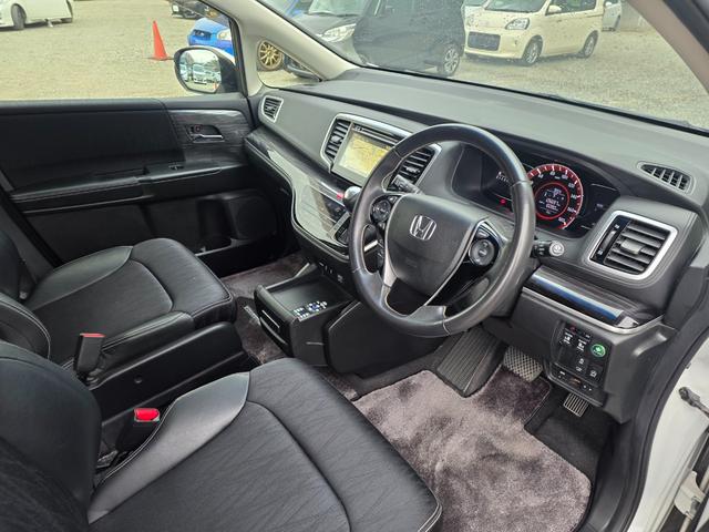 オデッセイ アブソルート メモリーナビ フルセグTV 全方位カメラ フリップダウンモニター スマートキー LEDヘッドライト 衝突軽減ブレーキ 両側パワスラ Bluetooth クルコン 純正17インチアルミ ETC(41枚目)