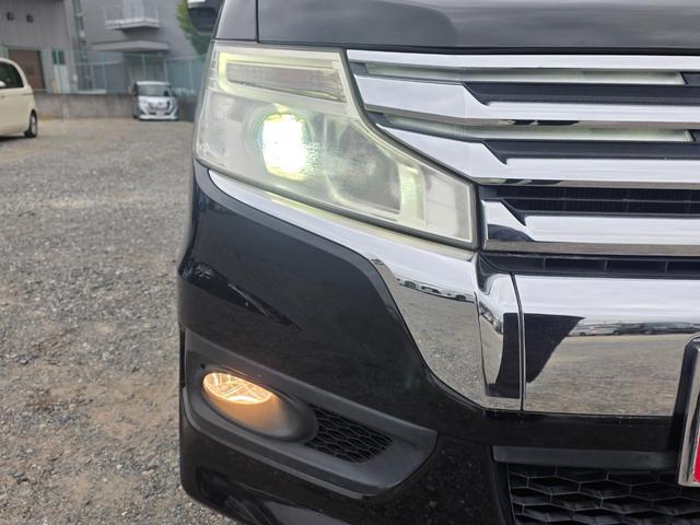 ステップワゴンスパーダ Z メモリーナビ フルセグTV リアカメラ HIDヘッドライト 両側パワスラ Bluetooth 純正16インチアルミ ETC(19枚目)