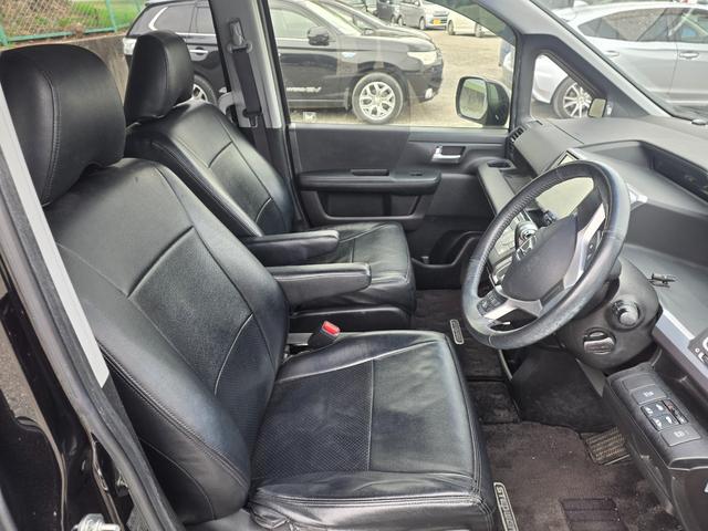 ステップワゴンスパーダ Z メモリーナビ フルセグTV リアカメラ HIDヘッドライト 両側パワスラ Bluetooth 純正16インチアルミ ETC(37枚目)