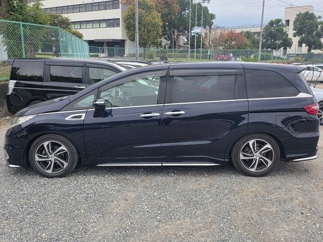 オデッセイ アブソルート メモリーナビ フルセグTV リアカメラ スマートキー LEDヘッドライト 衝突軽減ブレーキ 両側パワスラ 前ドラレコ Bluetooth クルコン 純正17インチアルミ ETC(14枚目)